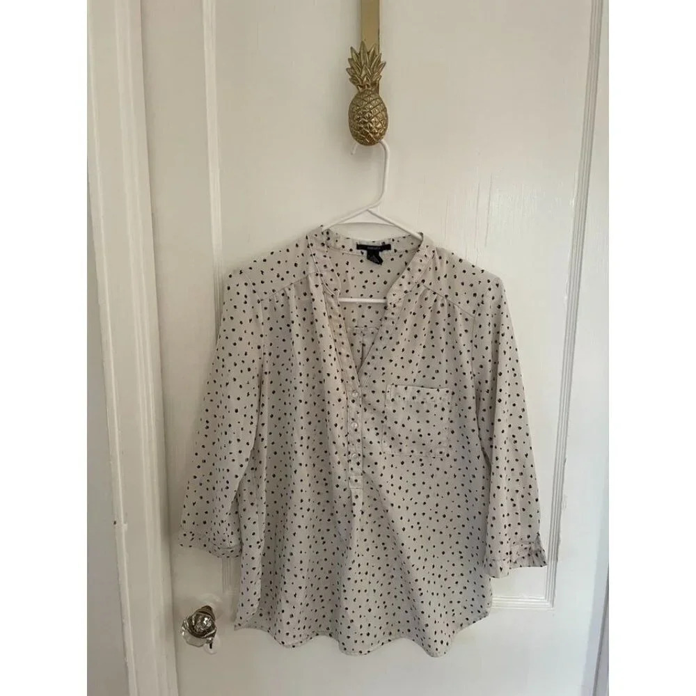 Forever21 Women's Size Medium Black & White Dalmatian Spot Blouse